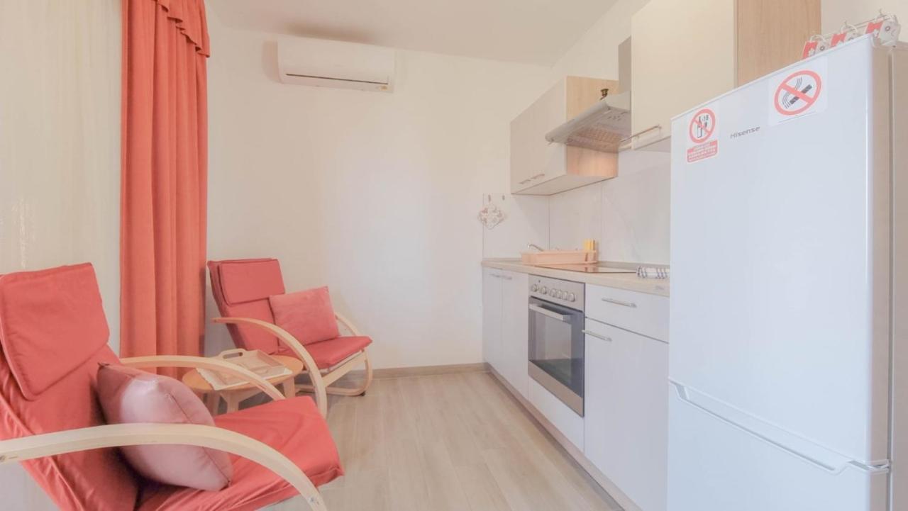 Enio Apartment Novigrad  Exterior photo
