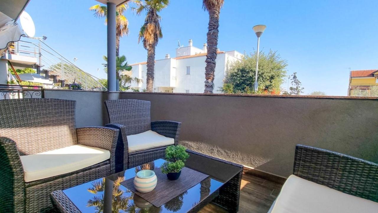 Enio Apartment Novigrad  Exterior photo