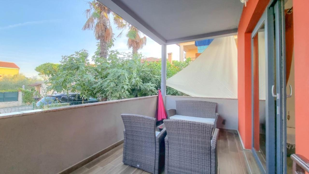 Enio Apartment Novigrad  Exterior photo