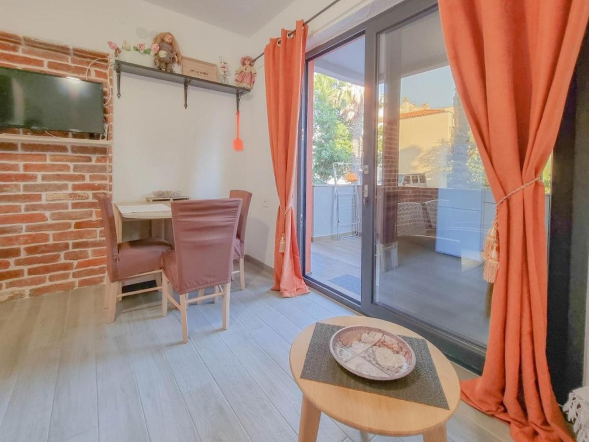 Enio Apartment Novigrad  Exterior photo